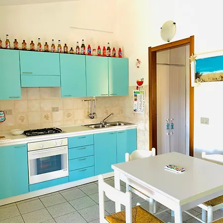 Appartamento 6 Minuti Dal Mare, La Maison En Bleu Limpiddu